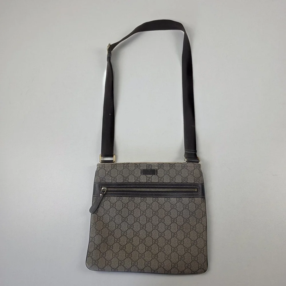 Gucci Crossbody Bag Mens Medium Beige GG Canvas Leather Shoulder Travel Italy